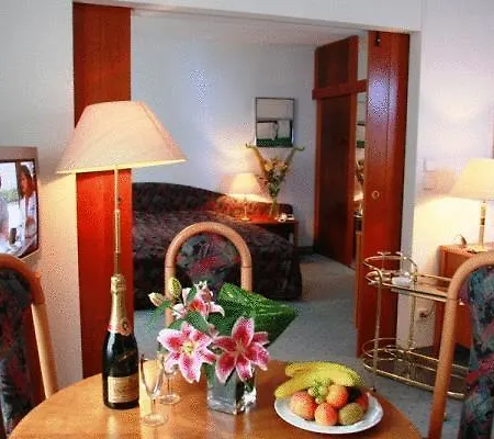 Hotel Club Praha Pruhonice