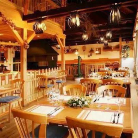 Отель Club Praha 4*