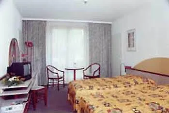 Hotel Club Praha Pruhonice
